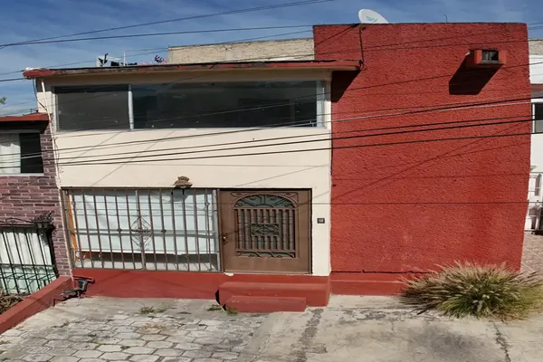 Foto de inmueble en cda. de las Colonias #27, Col. Las Colonias C.P. 52953, Atizapán de Zaragoza