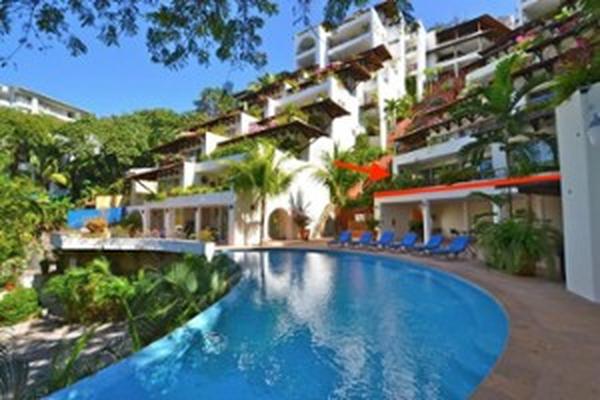 Foto de inmueble en Cerrada de los Pinos #114, Col. Conchas Chinas C.P. 48390, Puerto Vallarta