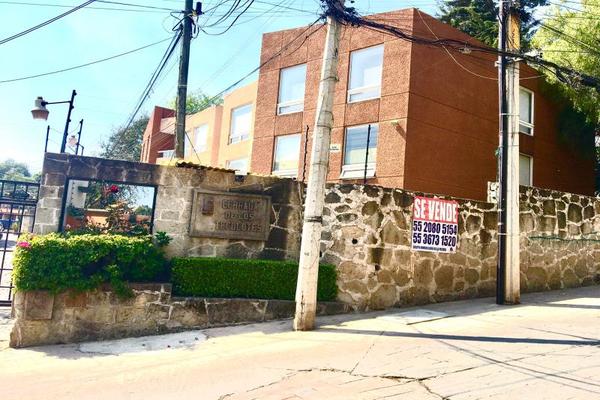Foto de inmueble en Cda. de los Tecolotes, Col. San Juan Totoltepec C.P. 53270, Naucalpan de Juárez