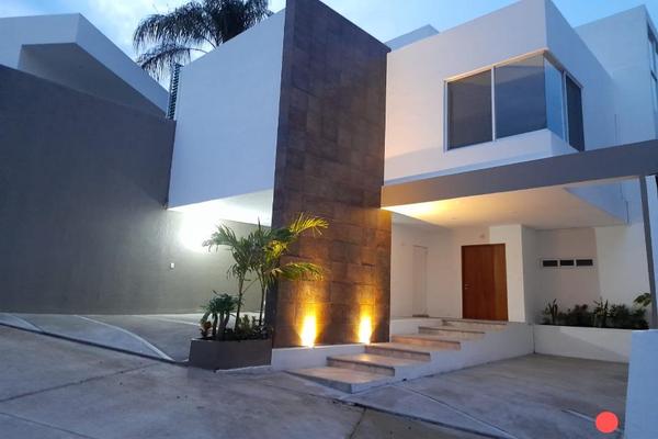 Foto de inmueble en Cerrada de Orquideas #101, Col. Jardines de Delicias C.P. 62343, Cuernavaca