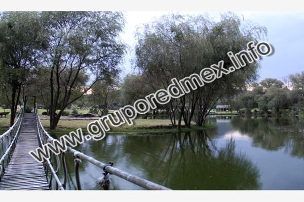 Foto de inmueble en Cda. del Quetzal #2, Col. Los Encinos C.P. 76116, Querétaro