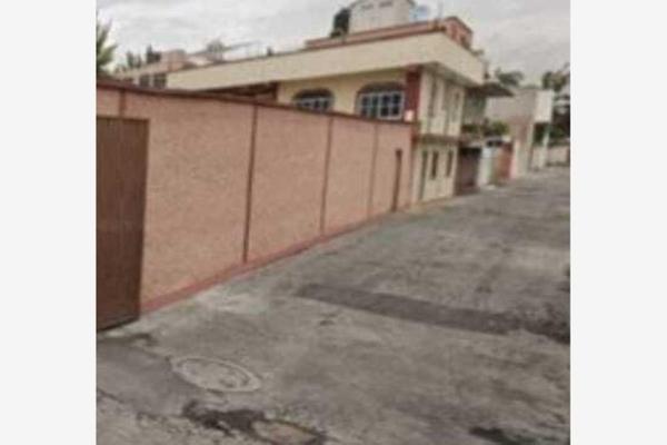 Foto de inmueble en Cda. Geólogos 3 #LOTE 12MANZANA 19, Col. El Triunfo C.P. 09430, Iztapalapa