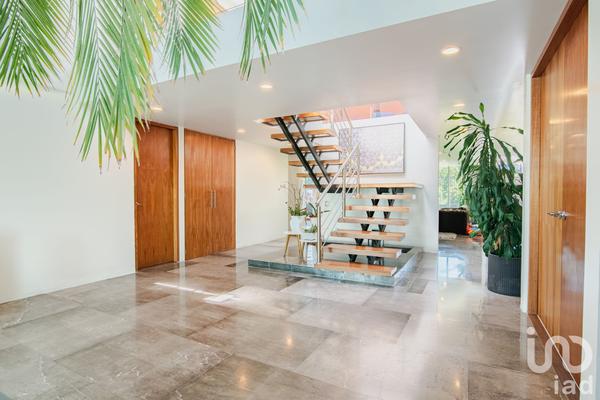 Foto de inmueble en Cerrada, Col. Lomas de Tecamachalco C.P. 53950, Naucalpan de Juárez
