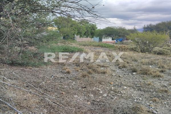 Foto de inmueble en Cerrada Nicolas Bravo, Col. El Cerrito C.P. 42505, Actopan