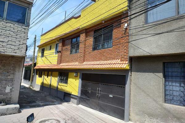 Foto de inmueble en cda. olivo, Col. Santa Cruz Xochitepec C.P. 16100, Xochimilco