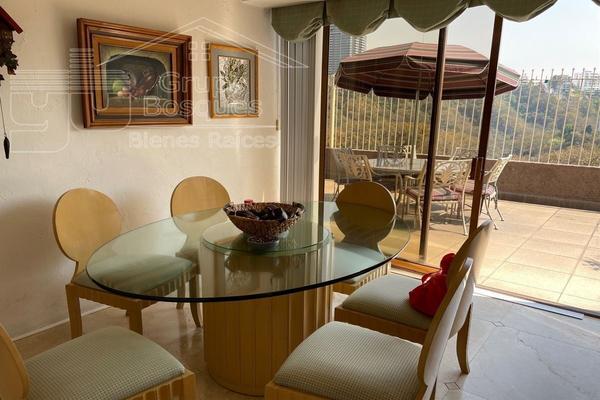 Foto de inmueble en Cerrada Portal de las Flores, Col. Lomas de las Palmas C.P. 52788, Huixquilucan