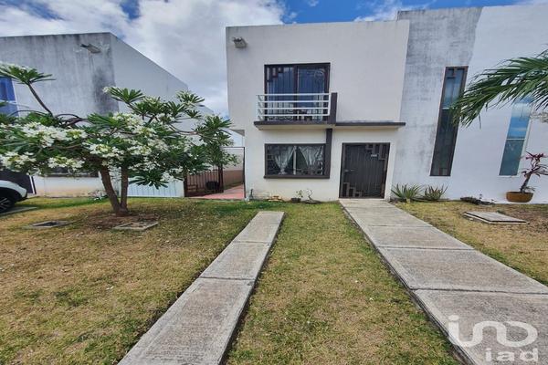 Foto de inmueble en Cda. Quinta San Miguel, Col. Real Las Quintas (Supermanzana 202) C.P. 77539, Benito Juárez