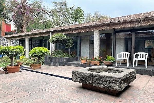 Foto de inmueble en Cda. Tehuixtle, Col. Valle Escondido C.P. 14600, Tlalpan