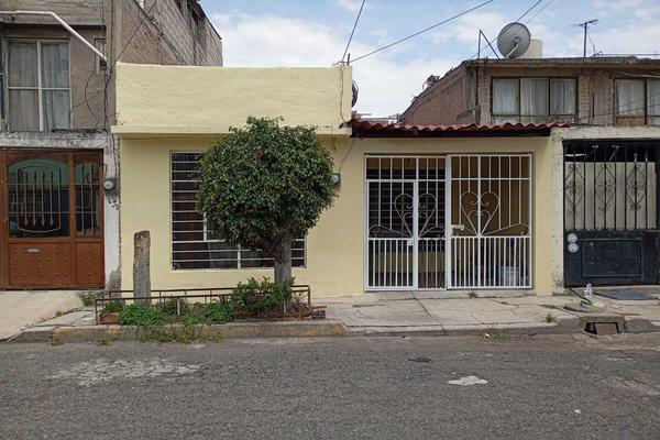 Foto de inmueble en CERRADA VALLE DE FERTIL, Col. Ampliación Valle de Aragón Sección A C.P. 55280, Ecatepec de Morelos