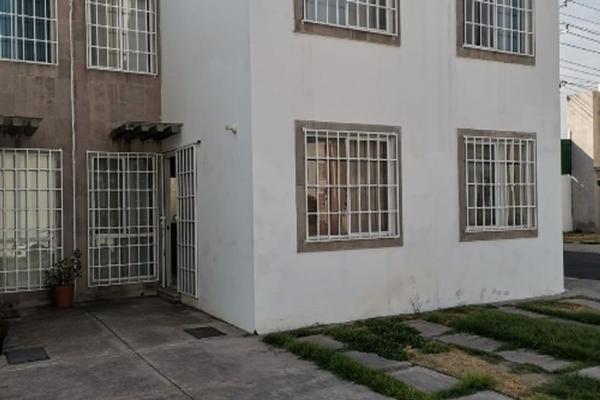Foto de inmueble en Cerrasa Viura, Col. San Pedro Mártir C.P. 76117, Querétaro