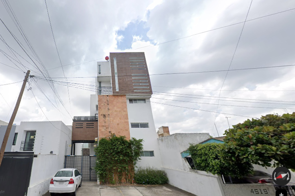 Foto de inmueble en Prado de las Rosas, Col. Prados Tepeyac C.P. 45050, Zapopan