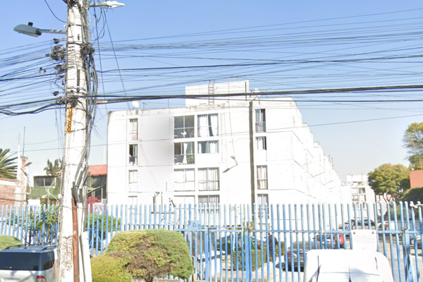 Foto de inmueble en Avenida Río Churubusco 902 #902, Col. Aculco C.P. 09410, Iztapalapa