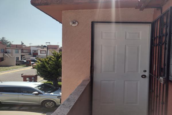 Foto de inmueble en RETORNO VALLE DE OCOTLAN LT 26 MZ 14 VIVIENDA 201 #201, Col. Cofradía de San Miguel C.P. 54715, Cuautitlán Izcalli