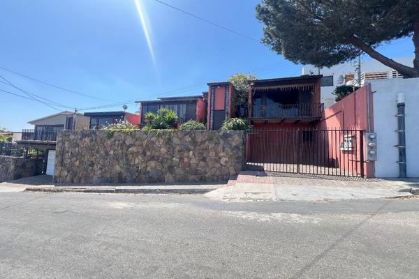 Foto de inmueble en chapultepec, Col. Juárez C.P. 22040, Tijuana