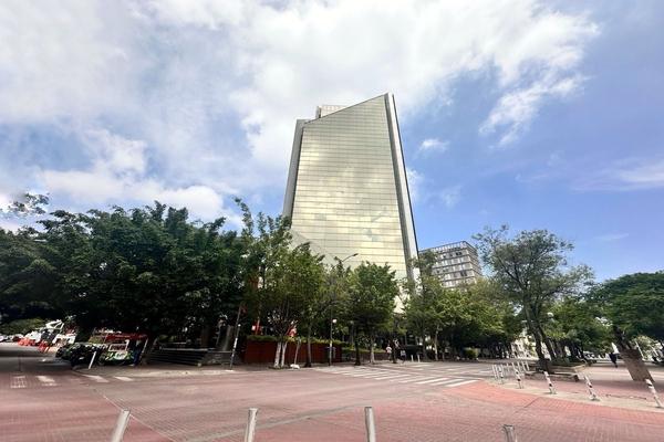 Foto de inmueble en Chapultepec sur, Col. Ladrón de Guevara C.P. 44600, Guadalajara