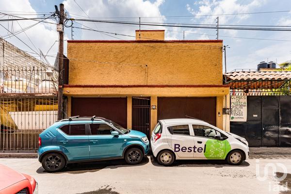 Foto de inmueble en Chatines #135, Col. Tezozomoc C.P. 02459, Azcapotzalco