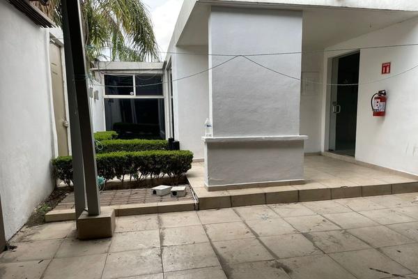 Foto de inmueble en  , Col. Chepevera C.P. 64030, Monterrey