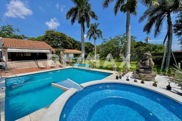 Foto de inmueble en Chiconcuac, Col. Chiconcuac C.P. 62795, Xochitepec