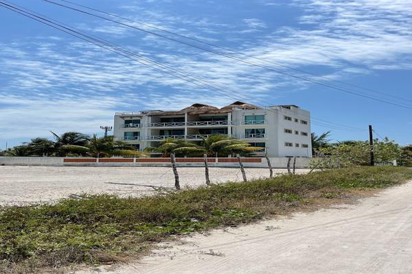 Foto de inmueble en Chicxulub Puerto, Col. Ismael Garcia C.P. 97320, Progreso