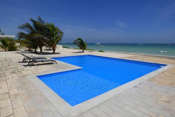Foto de inmueble en  , Col. Chicxulub Puerto C.P. 97330, Progreso
