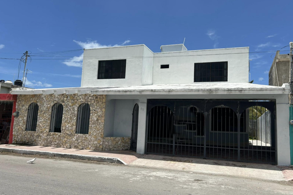 Foto de inmueble en  , Col. Chicxulub Puerto C.P. 97330, Progreso