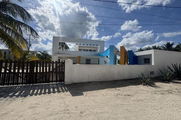 Foto de inmueble en , Col. Chicxulub Puerto C.P. 97330, Progreso