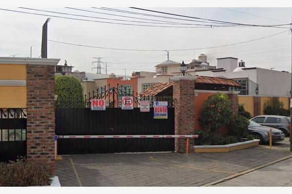 Foto de inmueble en CHIMALHUACAN #000, Col. La Concepción C.P. 54900, Tultitlán