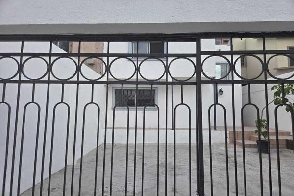 Foto de inmueble en CINCO, Col. Real del Monte C.P. 22195, Tijuana