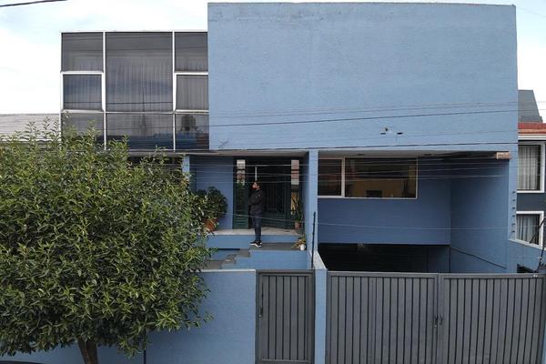 Foto de inmueble en  , Col. Ciprés C.P. 50120, Toluca