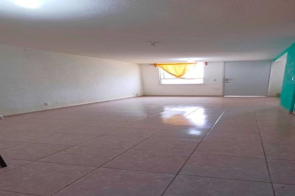 Foto de inmueble en circón, Col. Paseos del Pedregal C.P. 76148, Querétaro