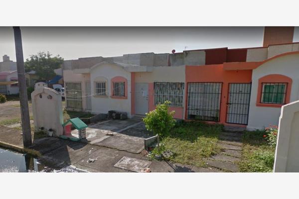 Foto de inmueble en CTO ABETO ROJO #0, Col. Geovillas los Pinos C.P. 91808, Veracruz