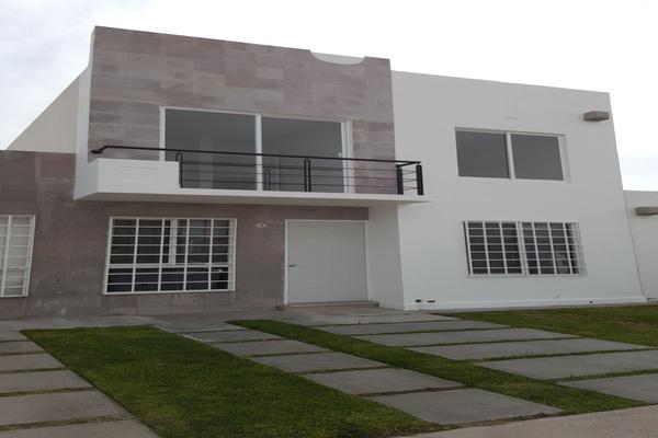 Foto de inmueble en Circuito andamaxei, Col. Paseos del Bosque C.P. 76910, Corregidora