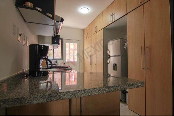 Foto de inmueble en Circuito Antigua, Col. Zirándaro C.P. 37749, San Miguel de Allende