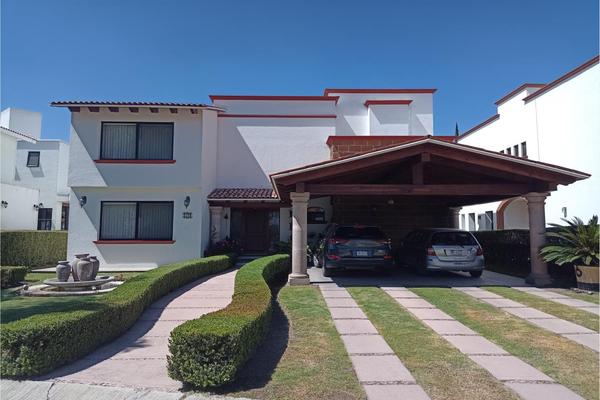 Foto de inmueble en Circuito Balvanera #45, Col. Balvanera Polo y Country Club C.P. 76915, Corregidora