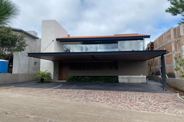 Foto de inmueble en Circuito Bosque, Col. El Monasterio C.P. 58090, Morelia