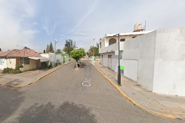Foto de inmueble en CIRCUITO DE LOS MEMBRILLOS, Col. Los Ciruelos C.P. 45679, Tlajomulco de Zúñiga