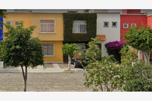 Foto de inmueble en CIRCUITO FRANCISCANOS SUR #20, Col. Misión de Santa Cruz C.P. 76804, San Juan del Río