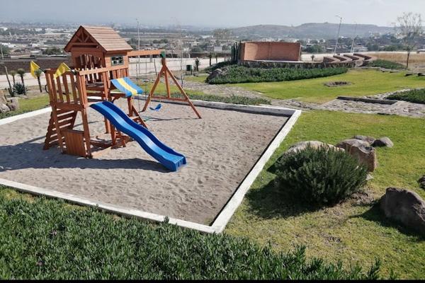 Foto de inmueble en Circuito interior las flores, Col. Simón Diaz C.P. 78380, San Luis Potosí