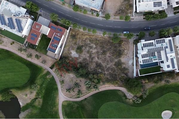 Foto de inmueble en Circuito La loma #LOTE 9, Col. Club de Golf la Loma C.P. 78215, San Luis Potosí