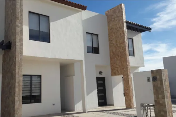 Foto de inmueble en CIRCUÍTO LLANO DE LOS SAHUAROS #00, Col. Residencial los Llanos C.P. 27110, Torreón