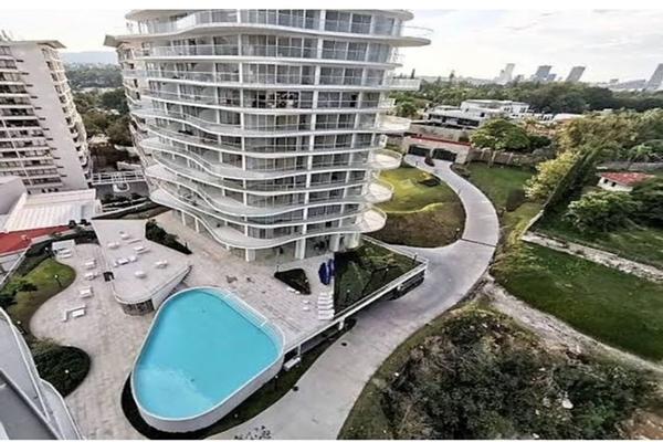 Foto de inmueble en Circuito Madrigal #1151, Col. Colinas de San Javier C.P. 44660, Guadalajara