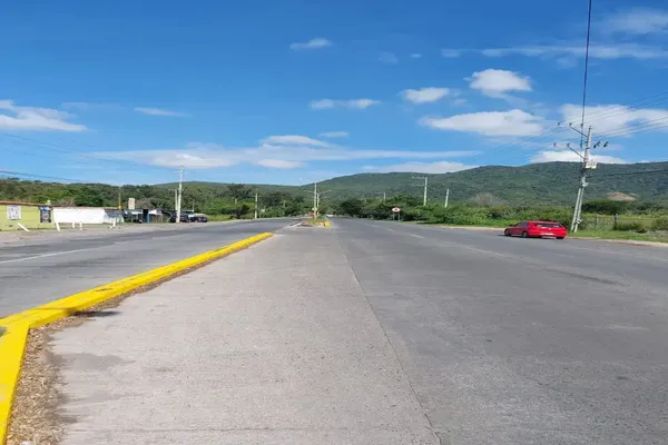 Foto de inmueble en Circuito metropilitano Sur #320, Col. Tlajomulco Centro C.P. 45640, Tlajomulco de Zúñiga