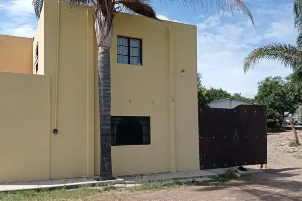 Foto de inmueble en Circuito Metropolitano Sur, Col. Santa Cruz de la Loma (Tepetates) C.P. 45644, Tlajomulco de Zúñiga