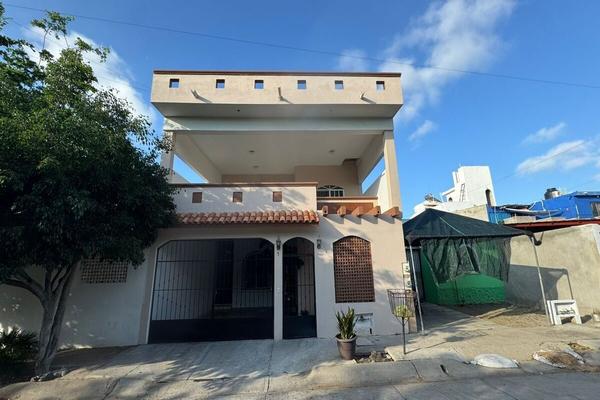 Foto de inmueble en Circuito Montreal 1, Col. Terranova C.P. 82124, Mazatlán