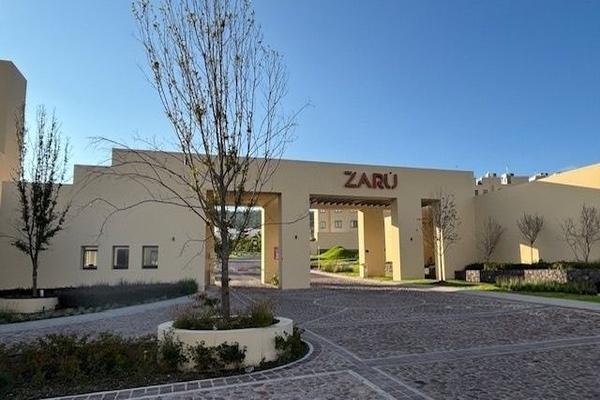 Foto de inmueble en CIRCUITO PETUNIA, Col. El Marqués C.P. 76047, Querétaro