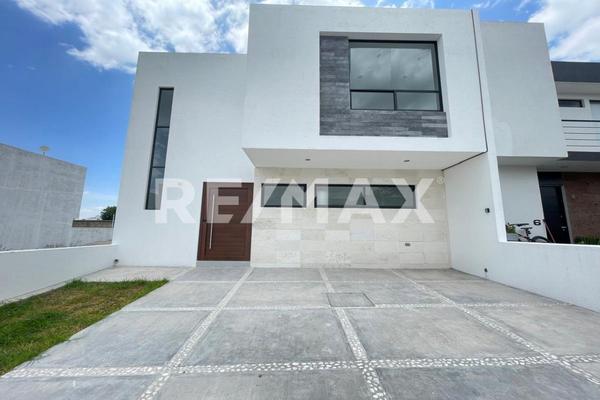 Foto de inmueble en CIRCUITO PIZARRA, Col. Nuevo Juriquilla C.P. 76230, Querétaro
