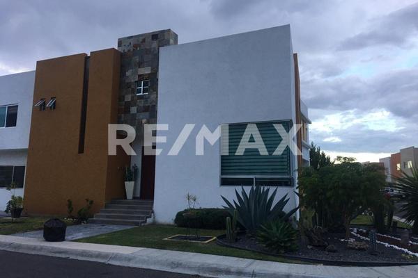 Foto de inmueble en Circuito Puerta de sol #2, Col. Puerta Real C.P. 76910, Corregidora