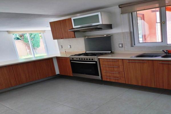 Foto de inmueble en Circuito Puerta del Sol, Col. Puerta Real C.P. 76910, Corregidora