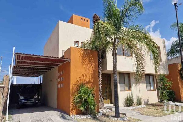 Foto de inmueble en circuito puertas del sol, Col. Puerta Real C.P. 76910, Corregidora