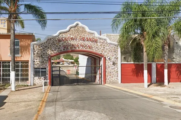 Foto de inmueble en Cto San Martín #122, Col. San Antonio C.P. 45650, Tlajomulco de Zúñiga